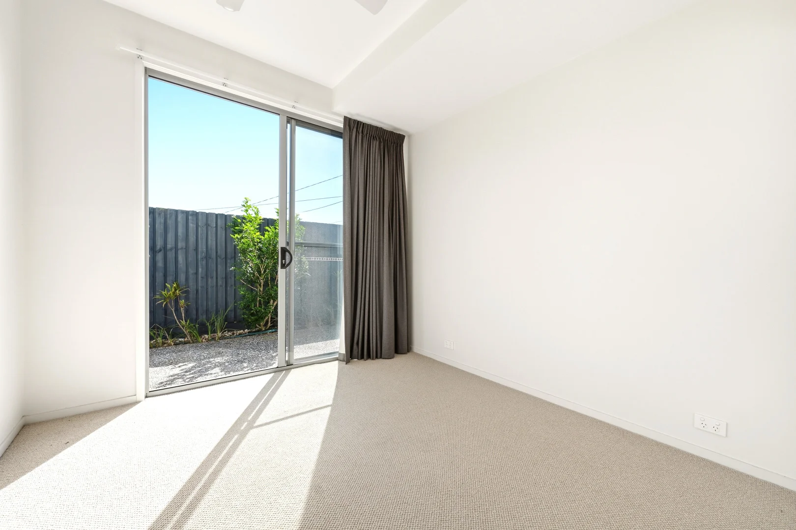 Additional image 8 of 1/43 King Street, Woody Point QLD 4019