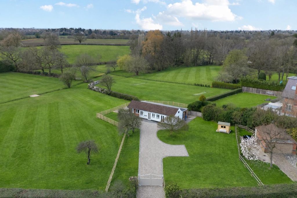 Additional image 11 of Byron Barn, Browns Lane, Knowle