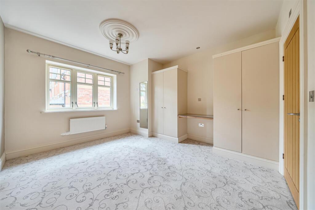 Additional image 8 of Stratford Road, Henley-In-Arden