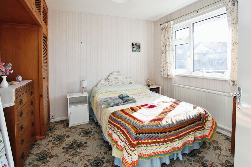 Additional image 11 of 4 bed semi-detached house for saleMardy Crescent, Caerphilly CF83