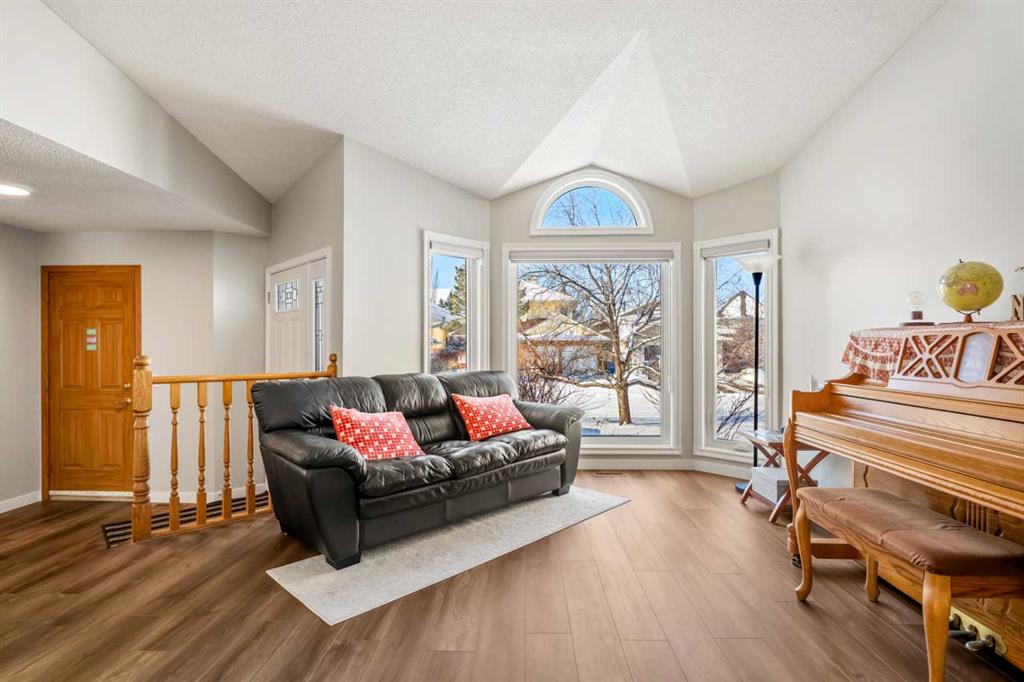 Additional image 6 of 412 Hawkland Place NW, Calgary, AB, T3G 3R6