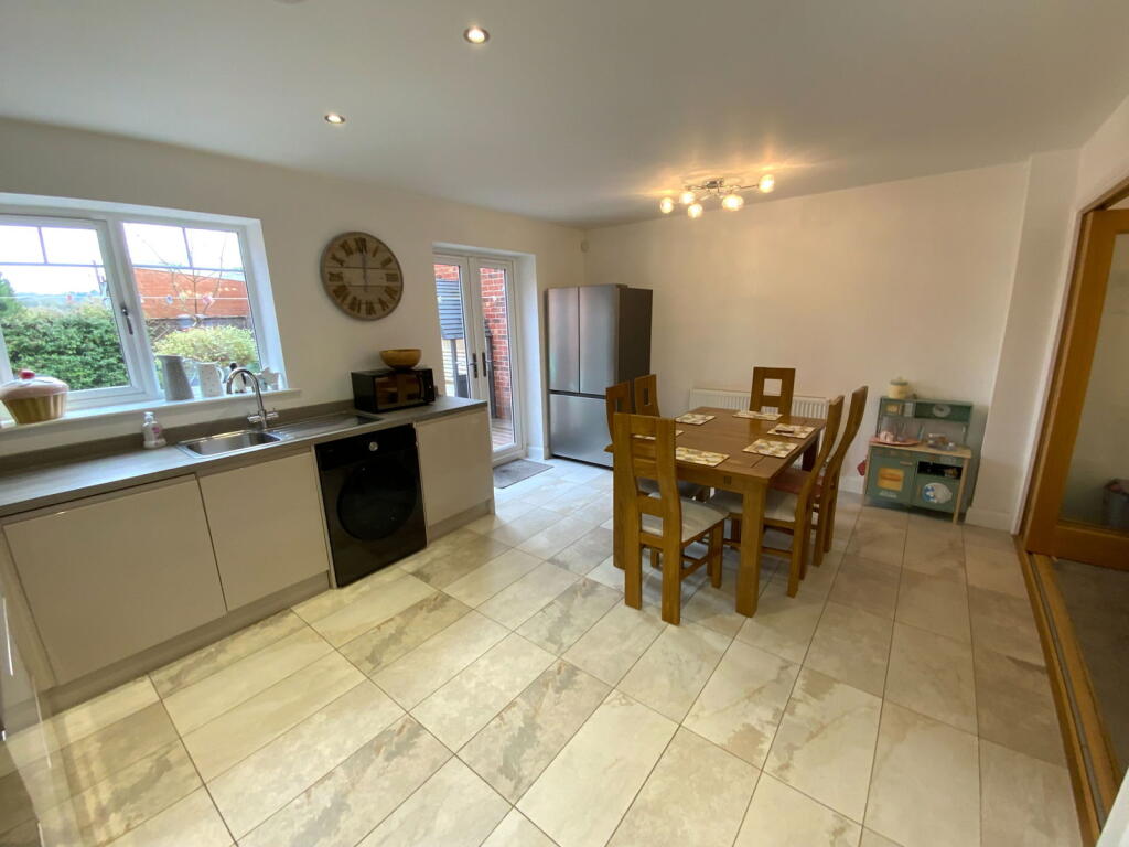 Additional image 3 of Cobham Road, Halesowen, B63 3JW