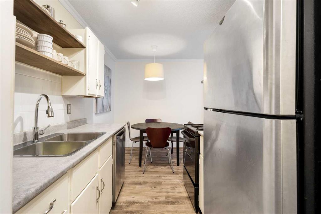 Additional image 4 of 305-2611 15a Street SW, Calgary, AB, T2T 4C1