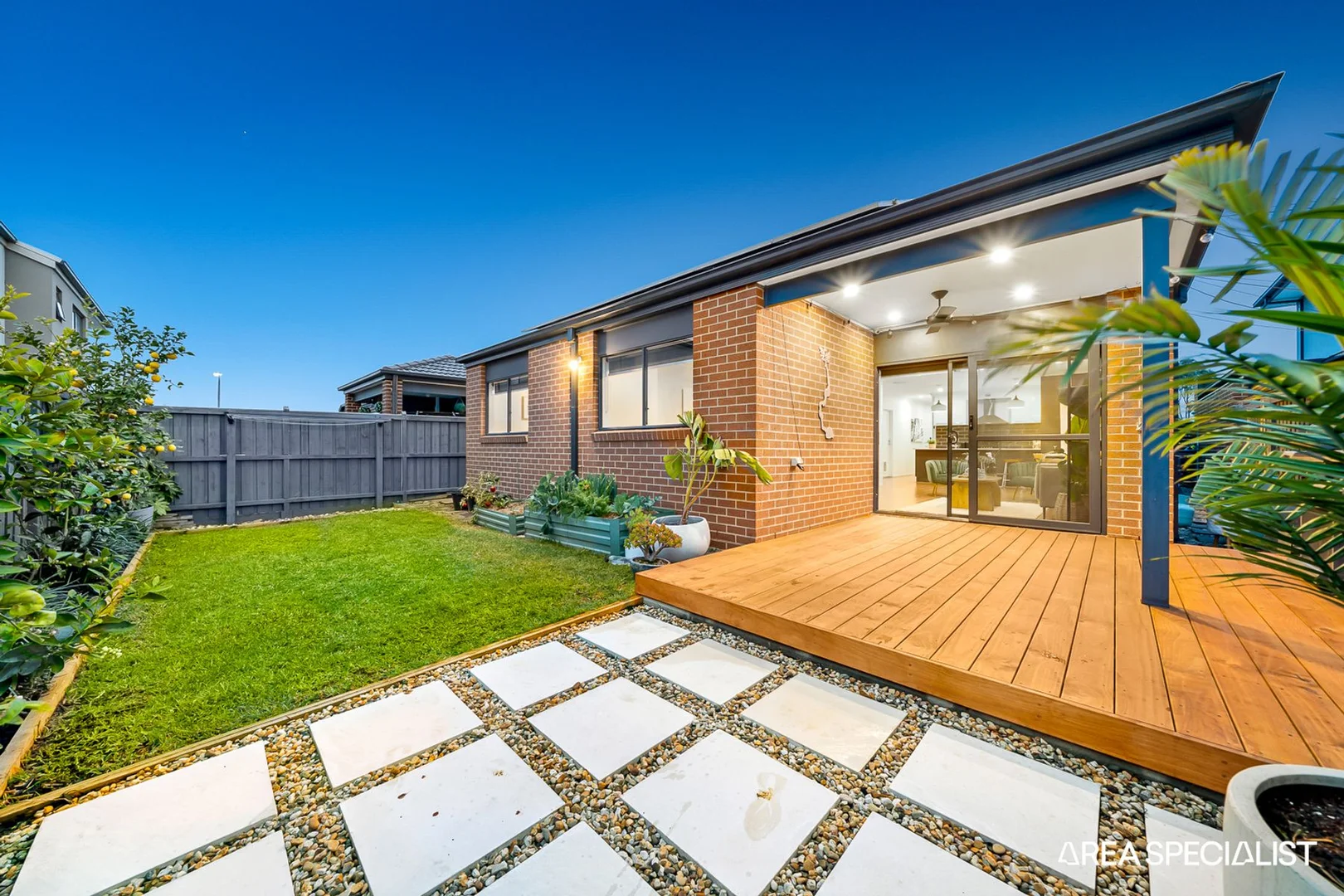 Additional image 14 of 4 Springside Drive, Cranbourne West VIC 3977