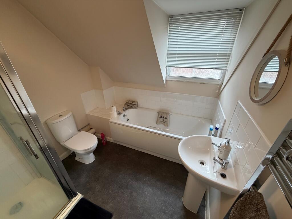 Additional image 4 of Newton Court, 10 Earls Way, Halesowen, West Midlands, B63