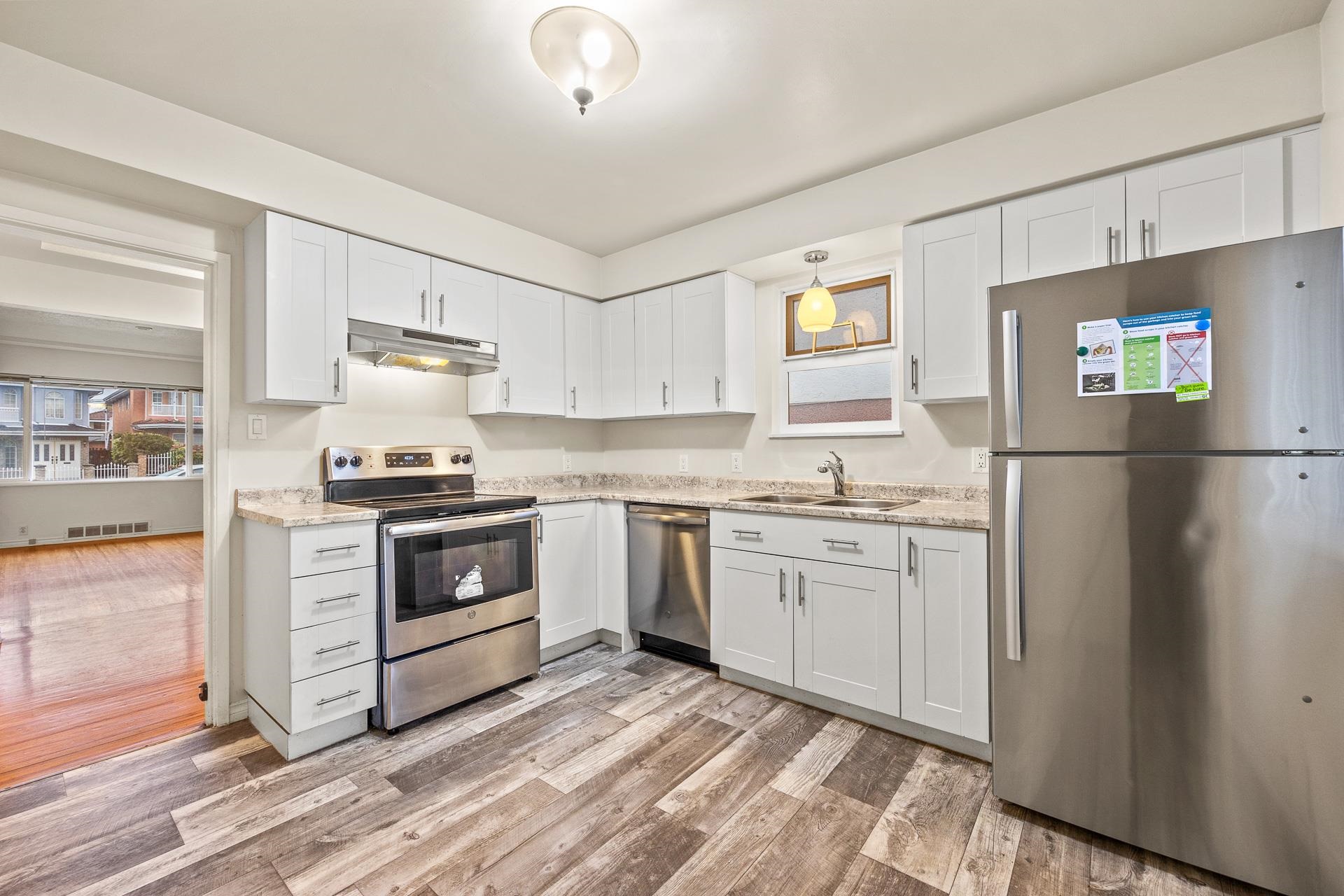 Additional image 2 of 4644 Union Street, Burnaby, BC, V5C 2Y3