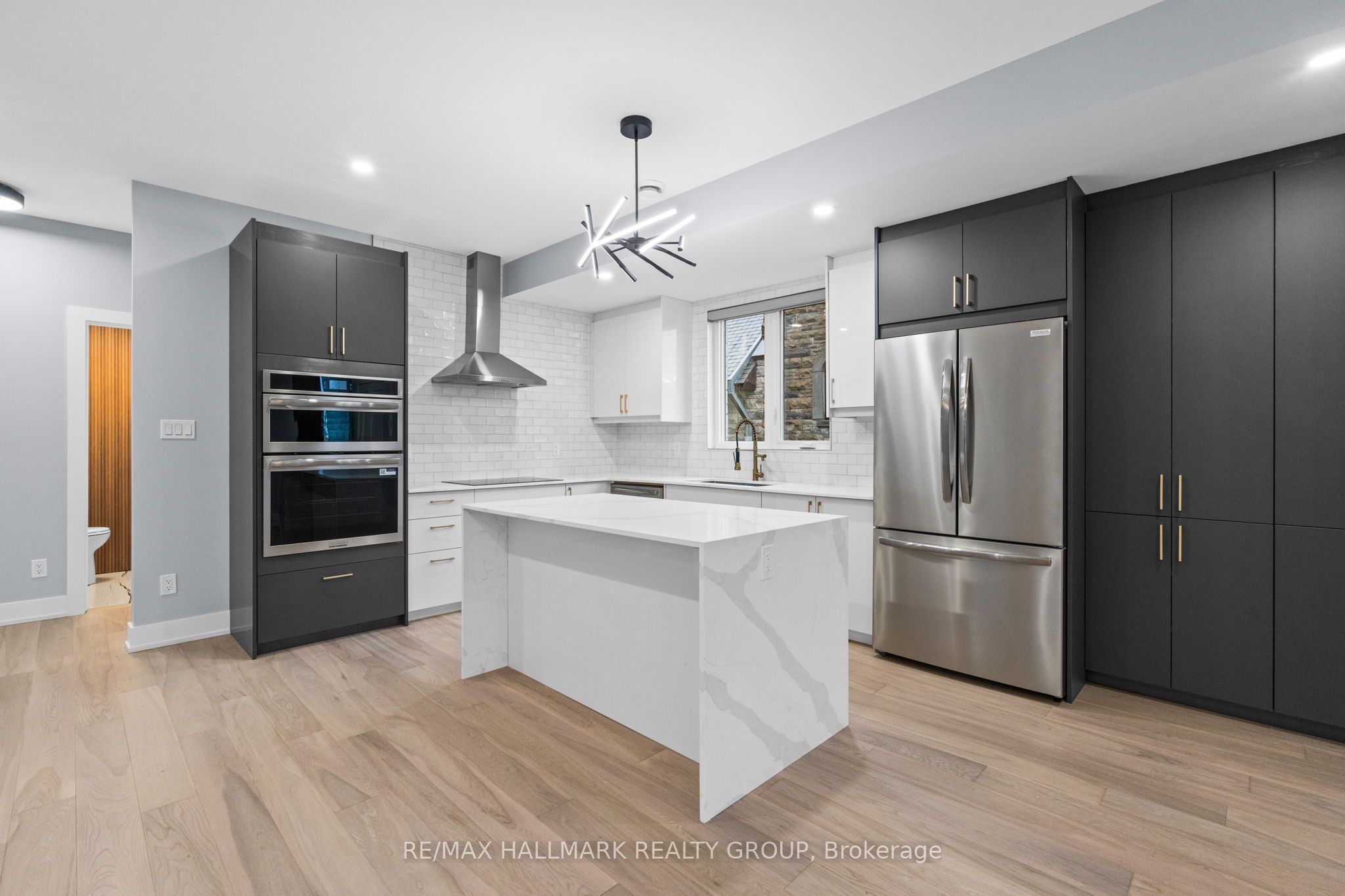 Additional image 6 of A-886 Byron Avenue, Ottawa, ON, K2A 0A1