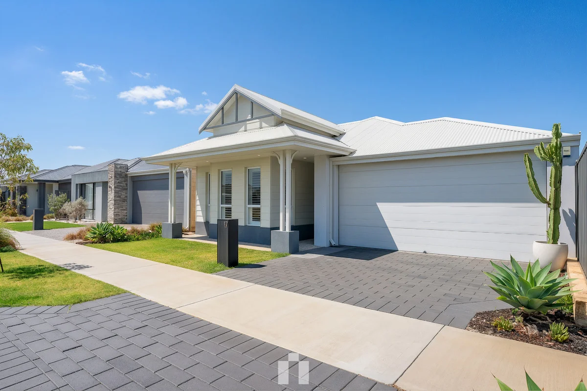 17 Indium Street, Treeby WA 6164 photo 2