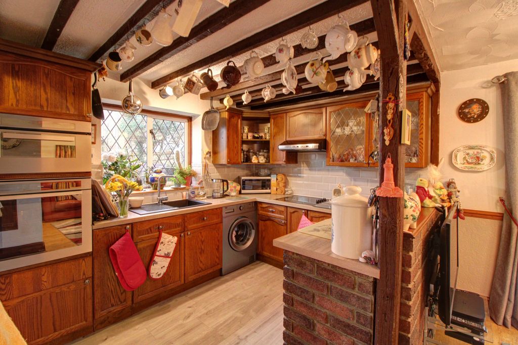 Additional image 3 of 3 bed semi-detached house for saleBrynamlwg, Hengoed CF82