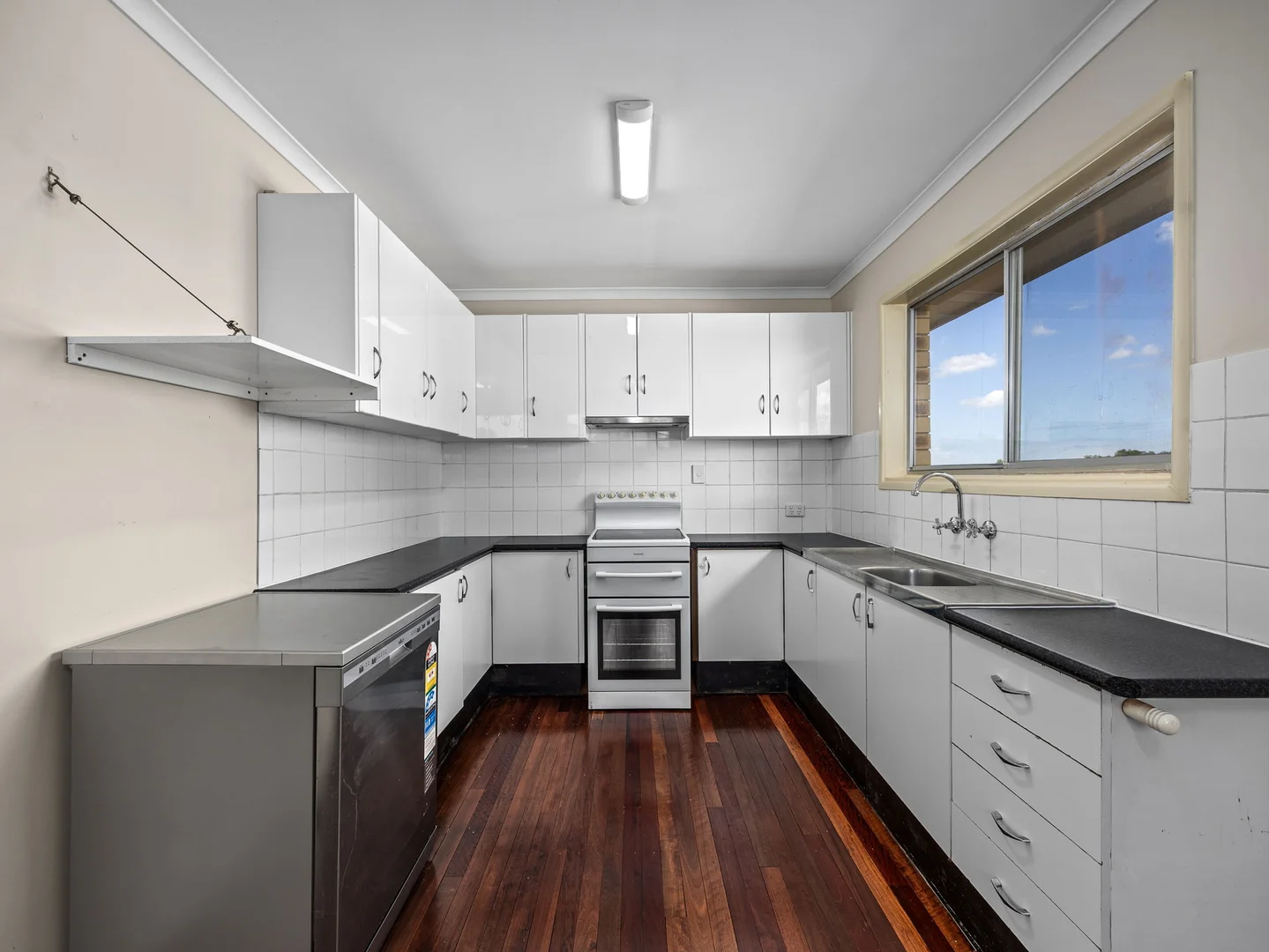 Additional image 3 of 304 South Station Road, Raceview QLD 4305