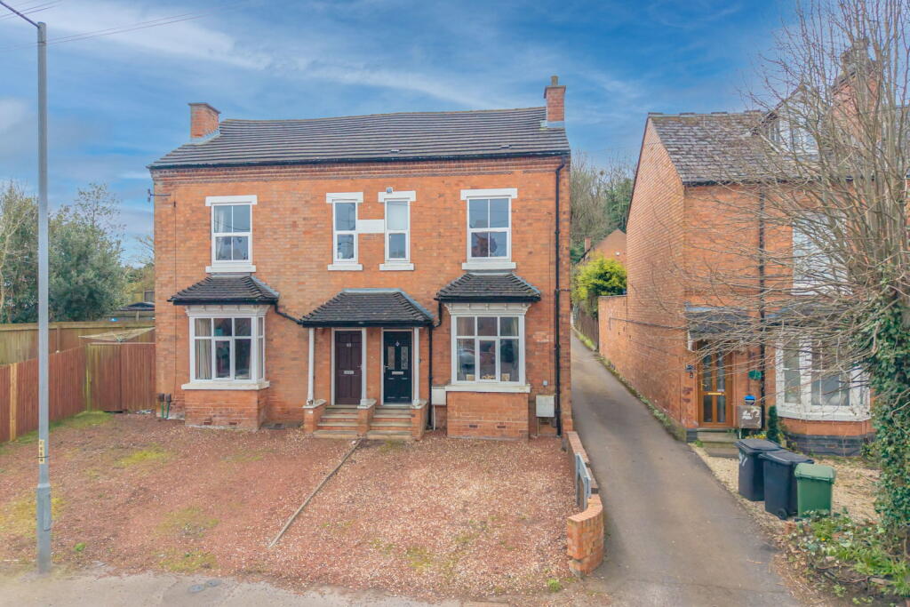 Bromsgrove Road, Redditch, B97 4RL