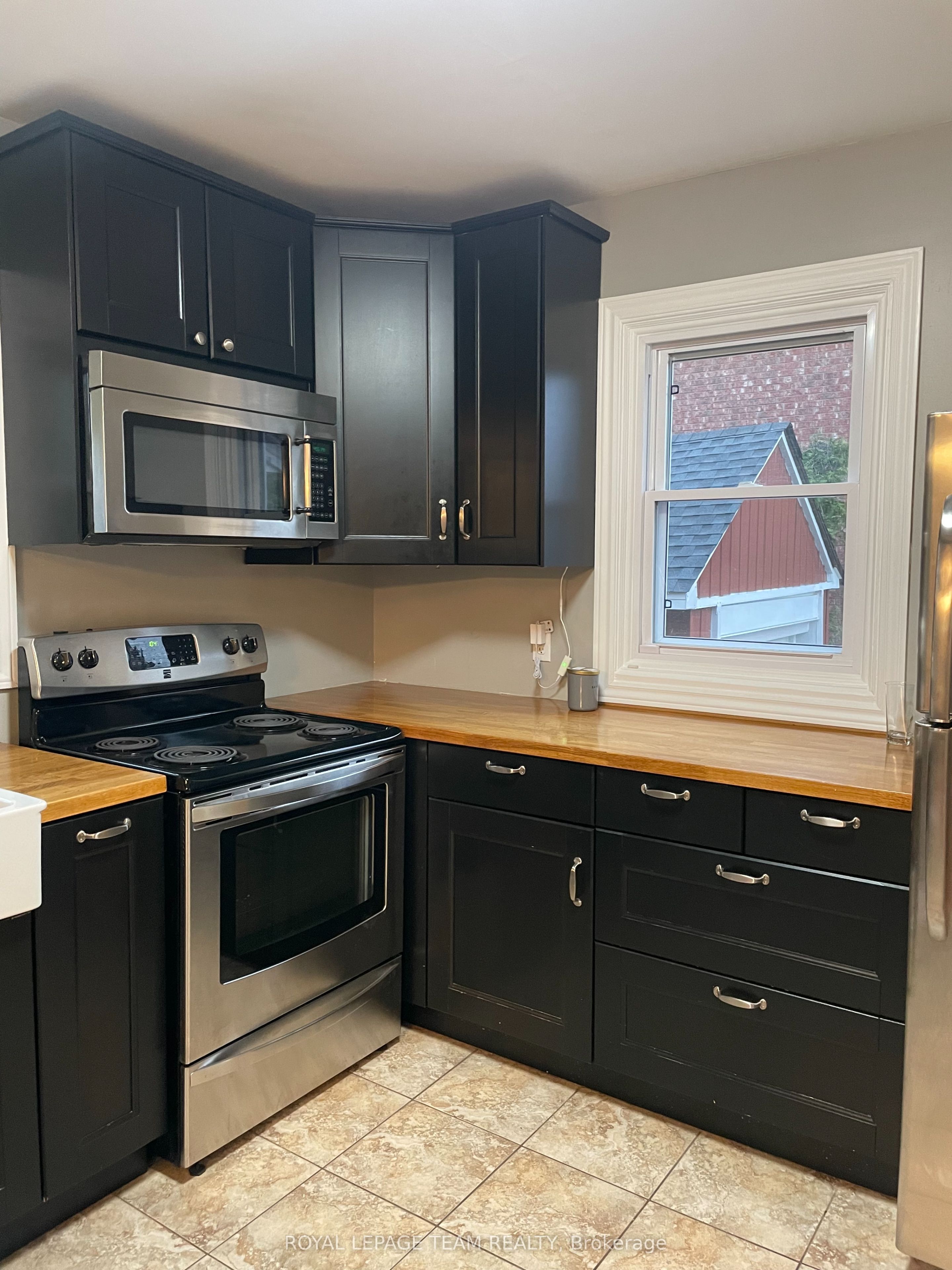 Additional image 2 of 1297 Kitchener Avenue, Ottawa, ON, K1V 6W3