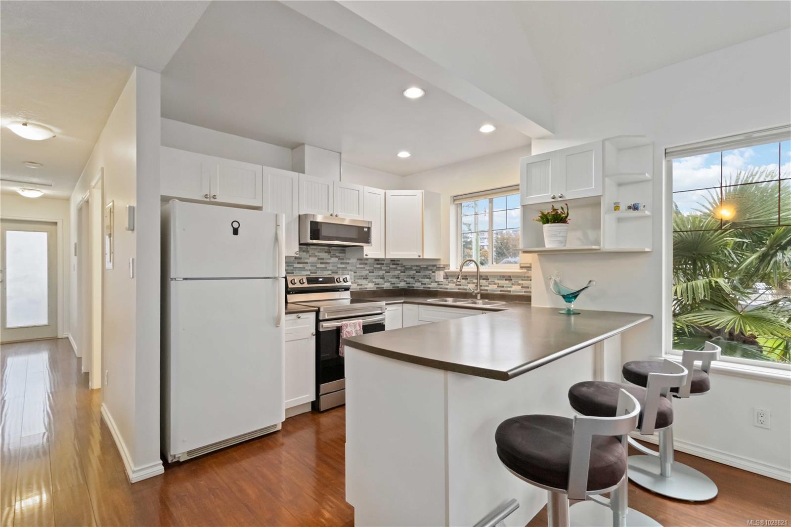 Additional image 6 of 211-2849 Peatt Road, Langford, BC, V9B 3V5