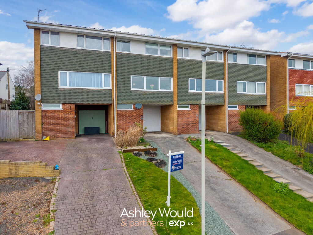 Hunnington Crescent, Halesowen, B63 3DJ