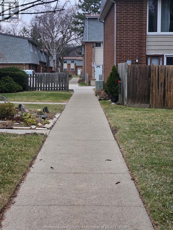 Additional image 3 of 2649 Vine Court, Windsor, ON, N8T2X3