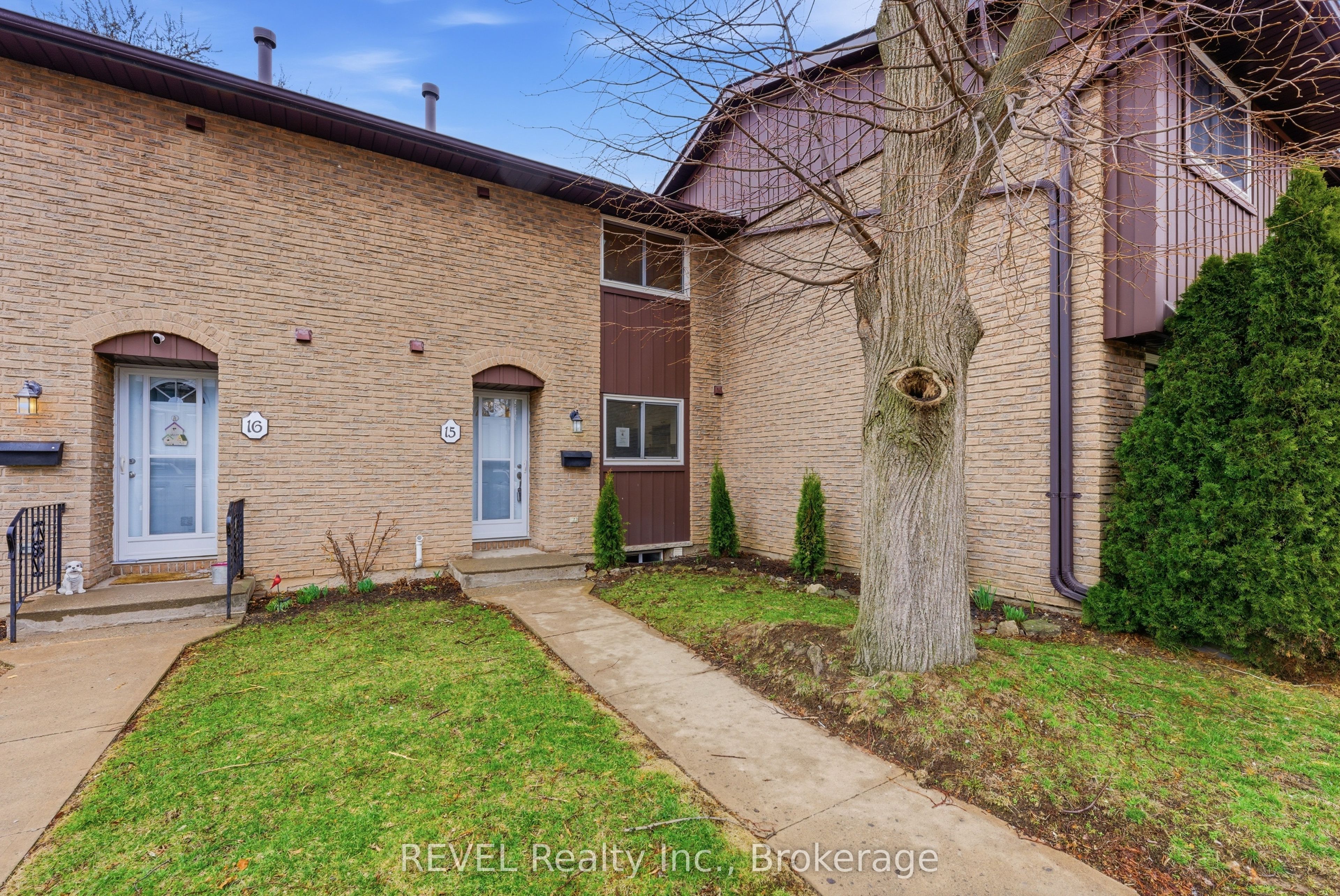 15-151 Linwell Road, St. Catharines, ON, L2N 6P3 photo 2