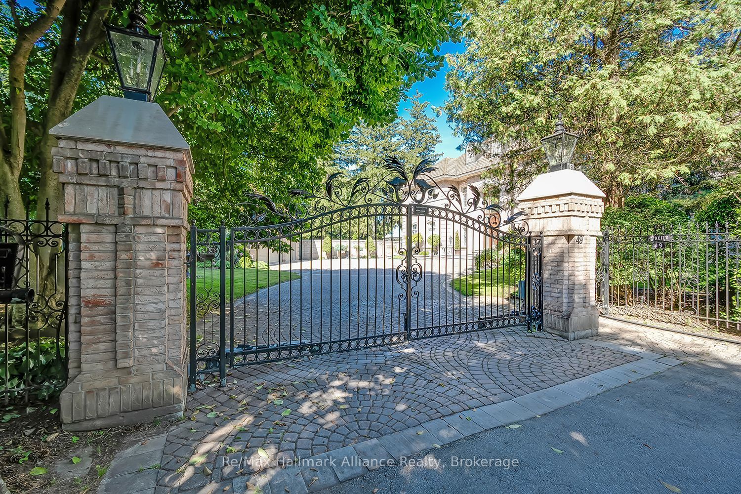 Additional image 2 of 49 Cox Drive, Oakville, ON, L6J 4P8