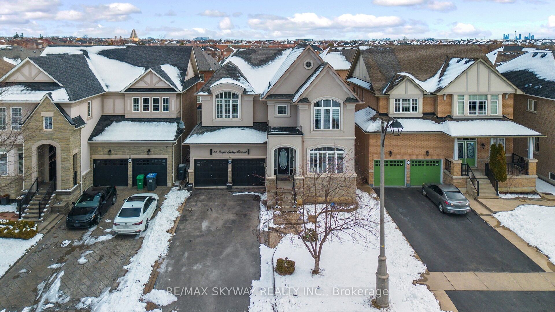 44 Eaglesprings Crescent, Brampton, ON, L6P 2W2