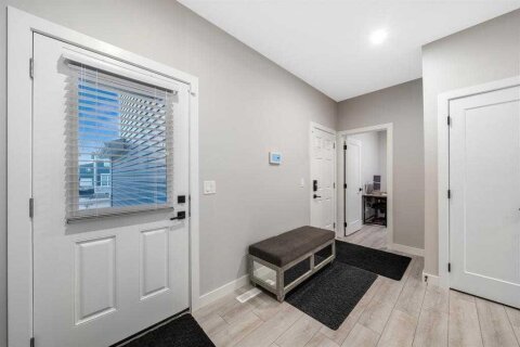 Additional image 8 of 132 Carringsby Avenue NW, Calgary, AB, t3p1s1