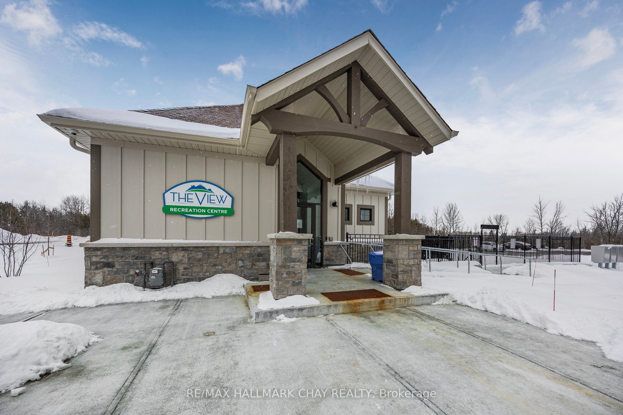 210-5 Spooner Crescent, Collingwood, ON, L9Y 1T3 photo 2