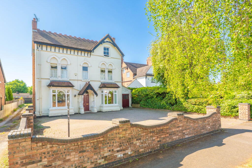 Solihull Road, Shirley, Solihull, B90 3HS