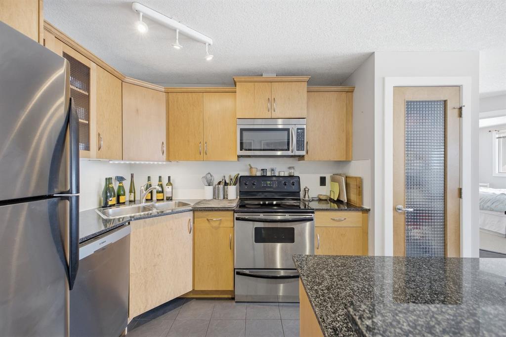 Additional image 5 of 212-317 19 Avenue SW, Calgary, AB, T2S0E1