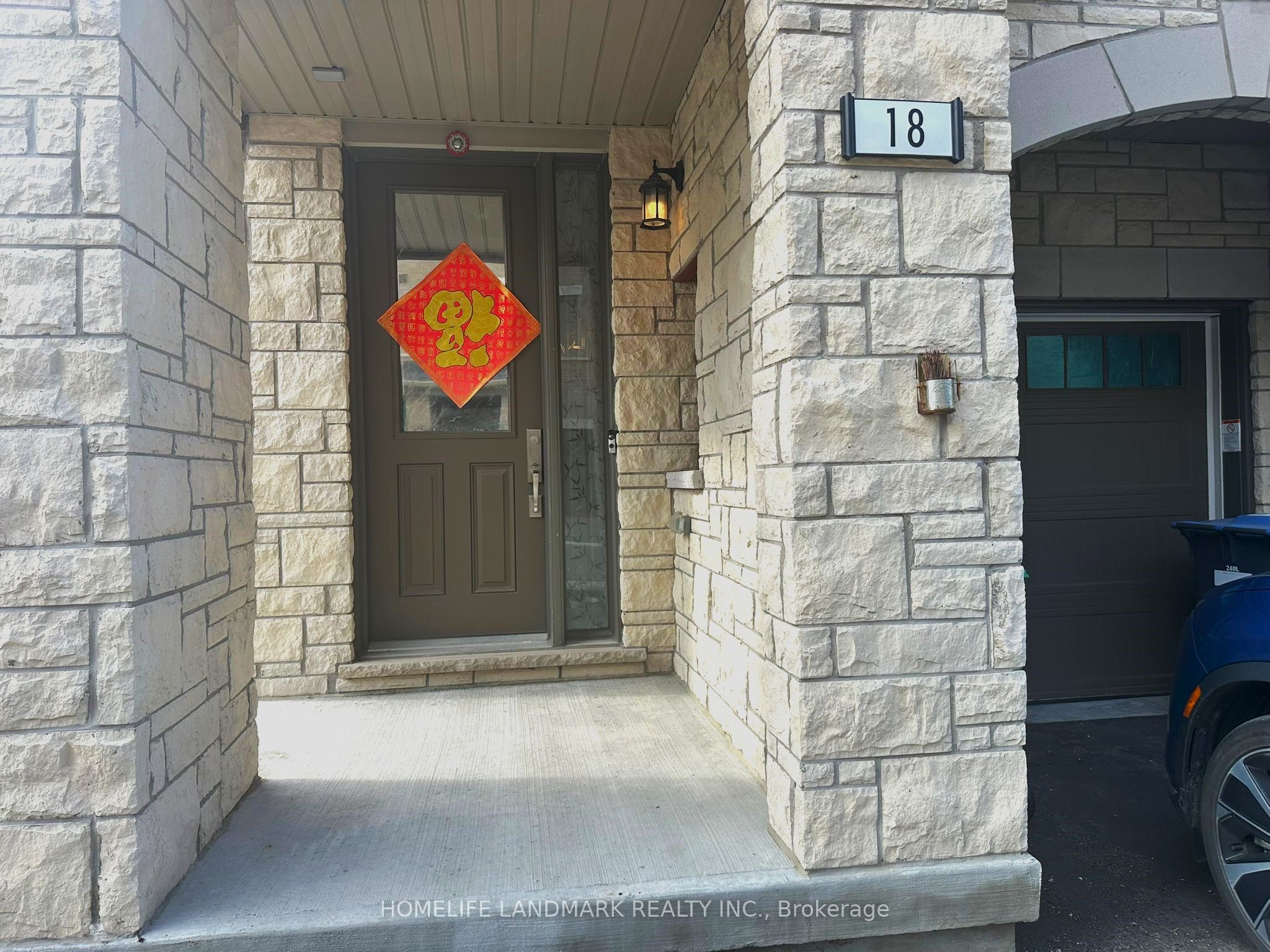 Additional image 3 of 18 Lavinia Road, Brampton, ON, L6P 4N8