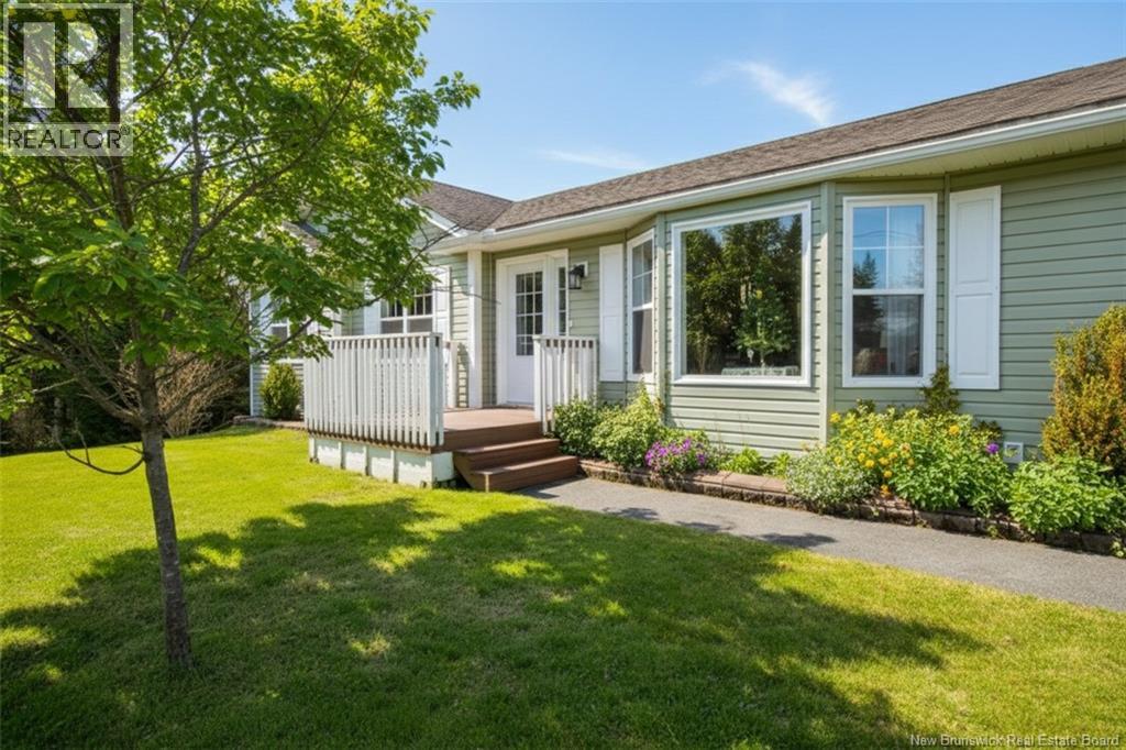 21 Emerald Lake Drive, Saint John, NB, E2N2B6 photo 3