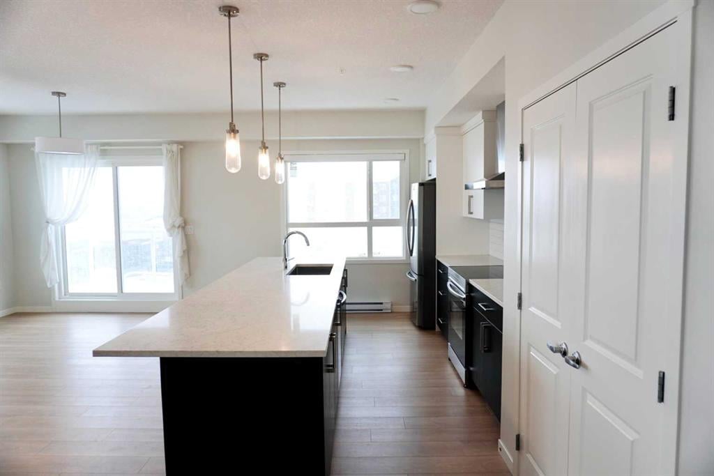 Additional image 4 of 404-80 Carrington Plaza NW, Calgary, AB, T3P 1X6