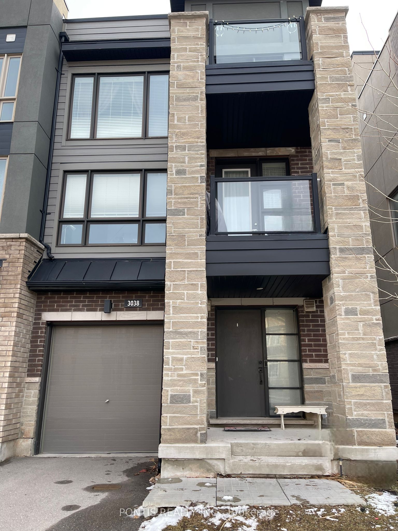 3038 Postridge Drive, Oakville, ON, L6L 0R9