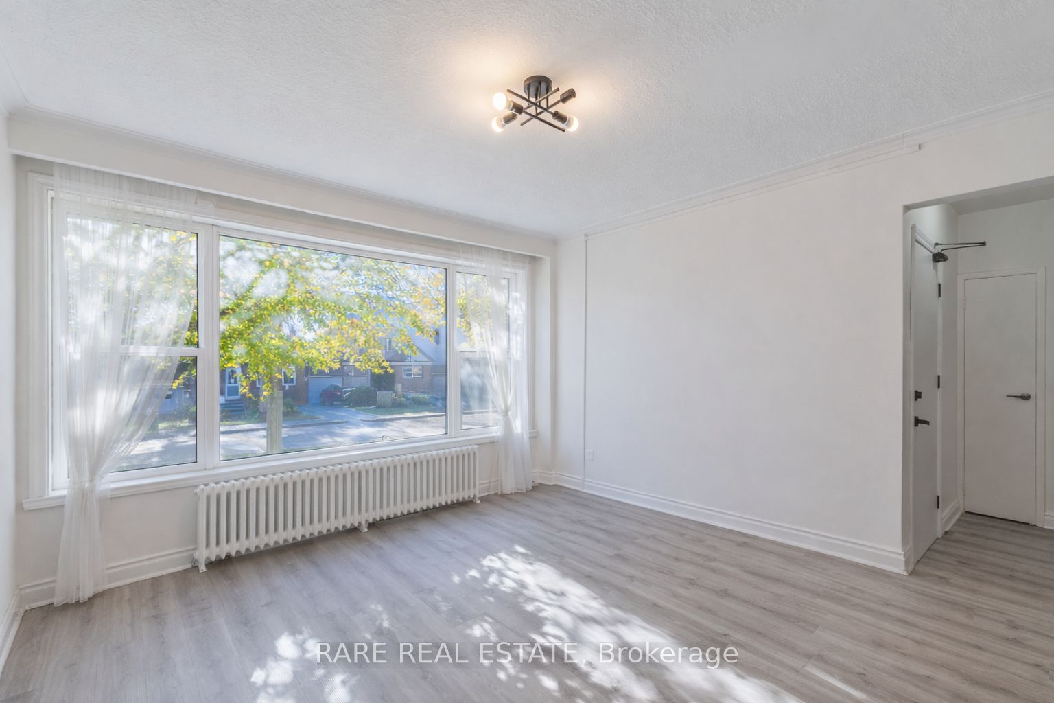 Additional image 2 of 2-352 Hopewell Avenue, Toronto, ON, M6E 2S2