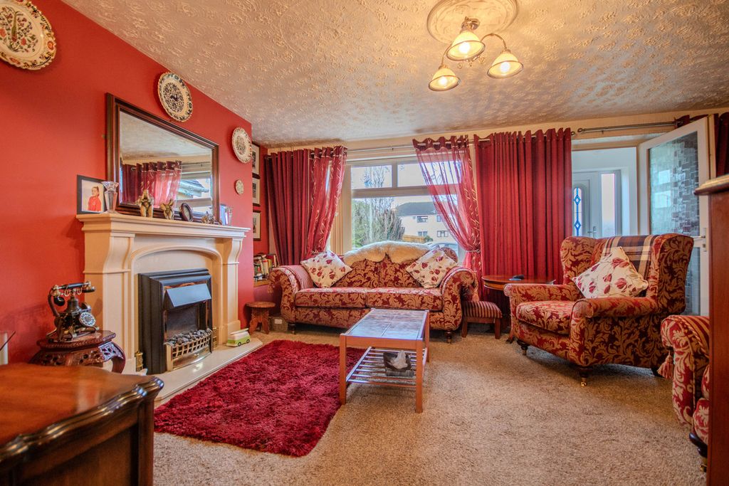 Additional image 4 of 3 bed semi-detached house for saleWest Avenue, Caerphilly CF83