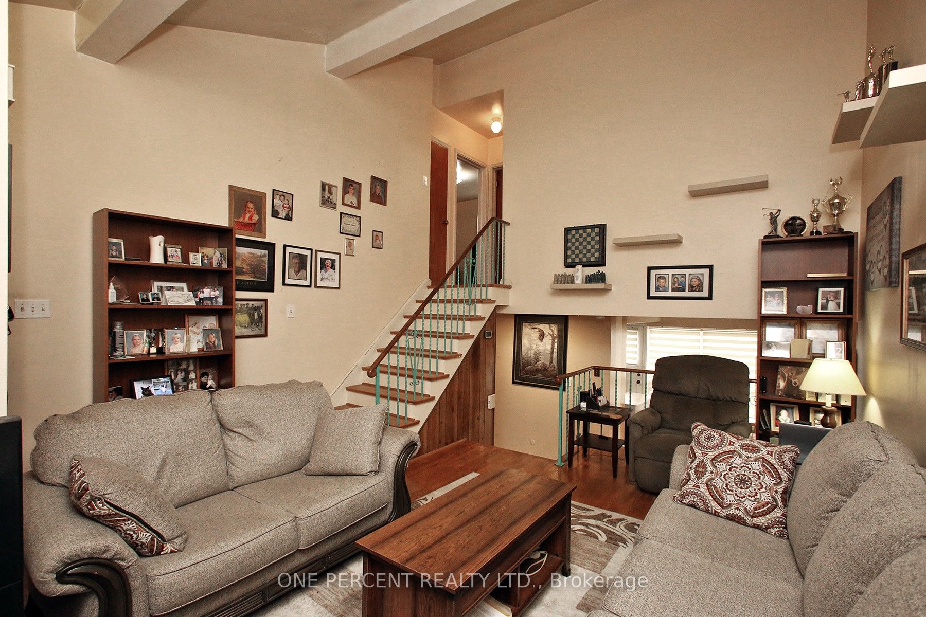 Additional image 3 of 3074 Merritt Avenue, Mississauga, ON, L4T 1P2