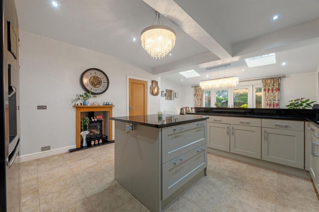 Additional image 10 of Wentworth Road, Four Oaks Estate, B74