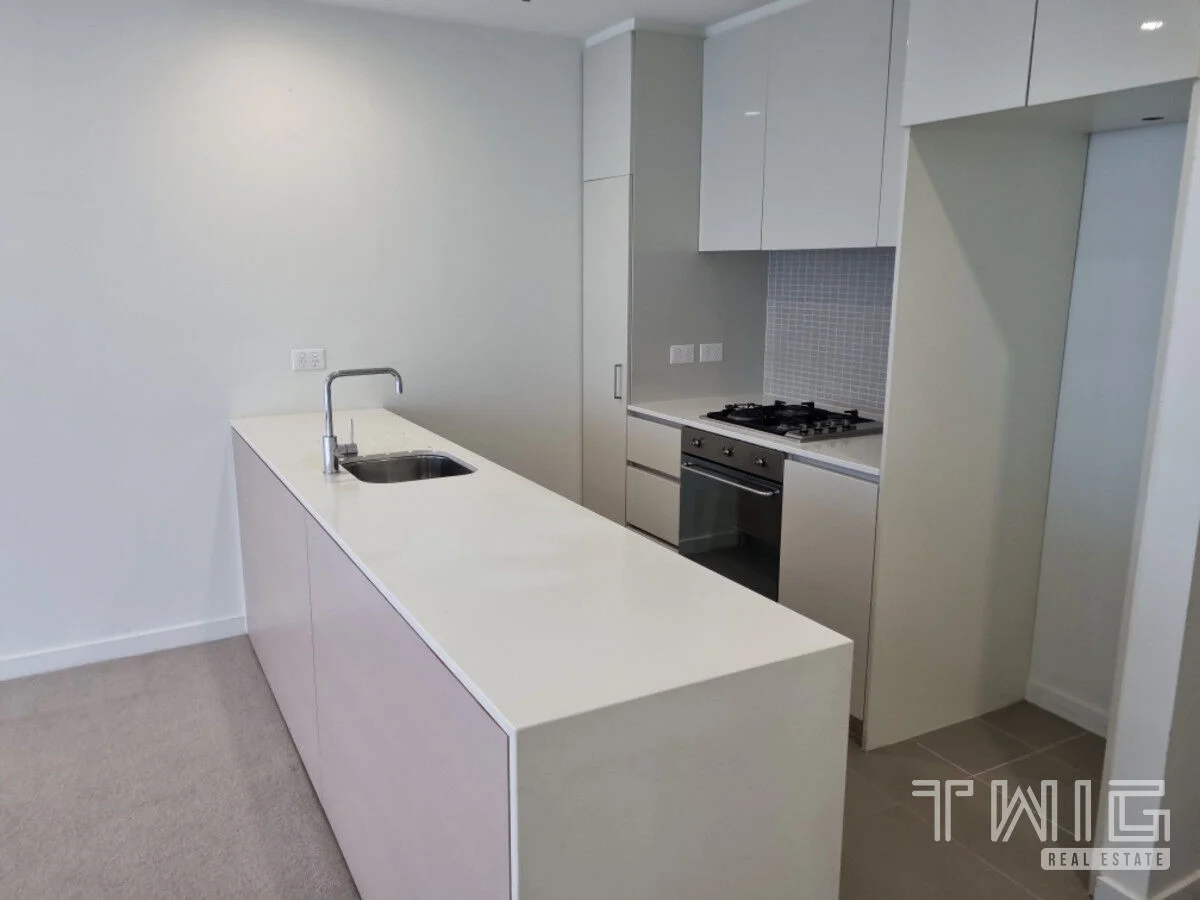 Additional image 3 of 808/70 Queens Road, Melbourne VIC 3004