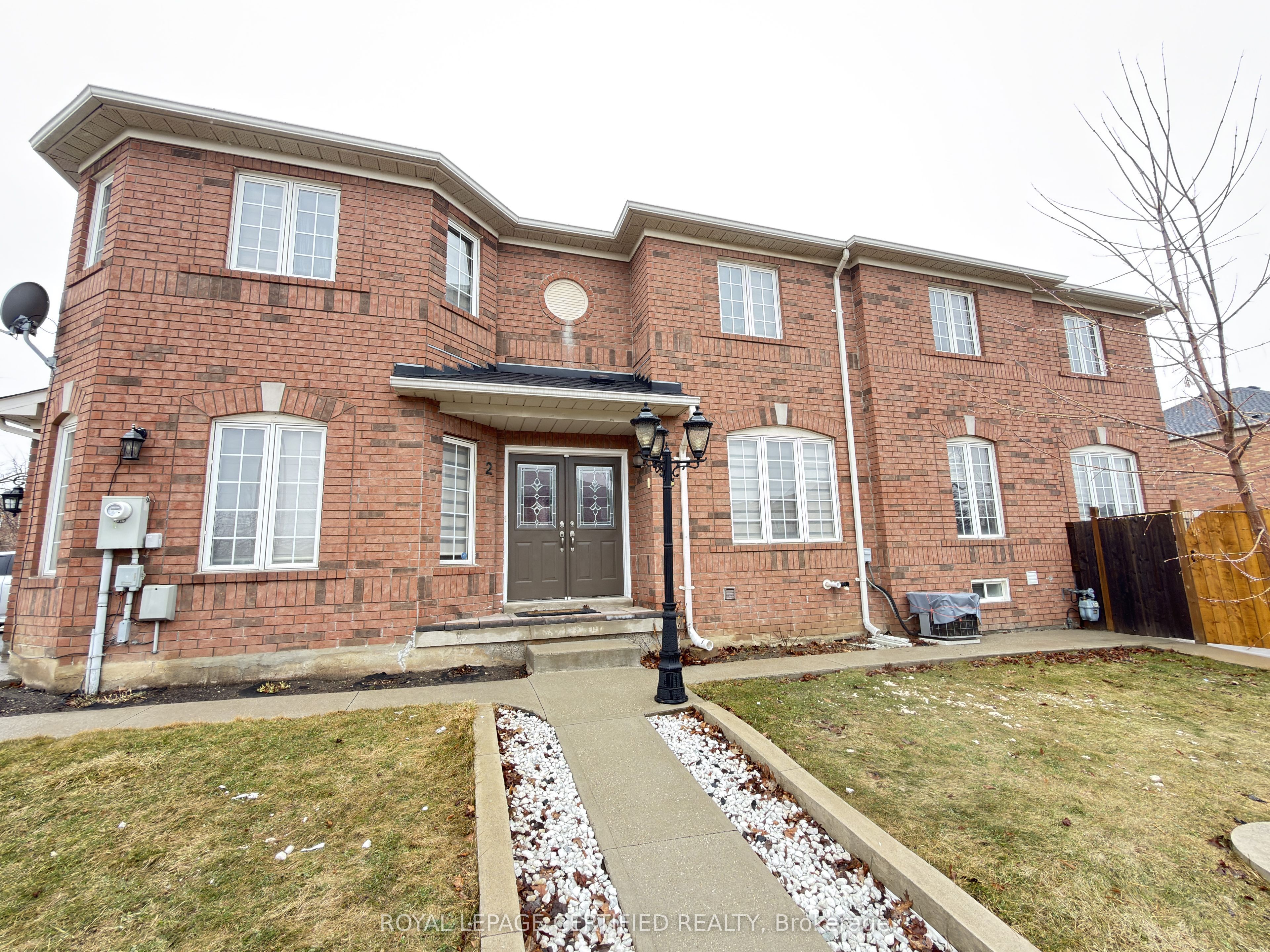 Additional image 3 of 2 Lake Louise Drive, Brampton, ON, L6X 4W7