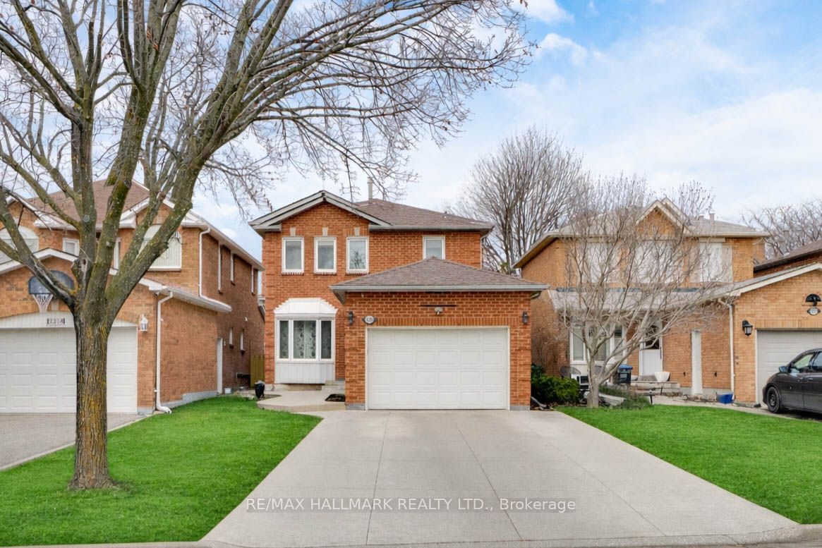 3310 Greenbelt Crescent, Mississauga, ON, L5N 5X1