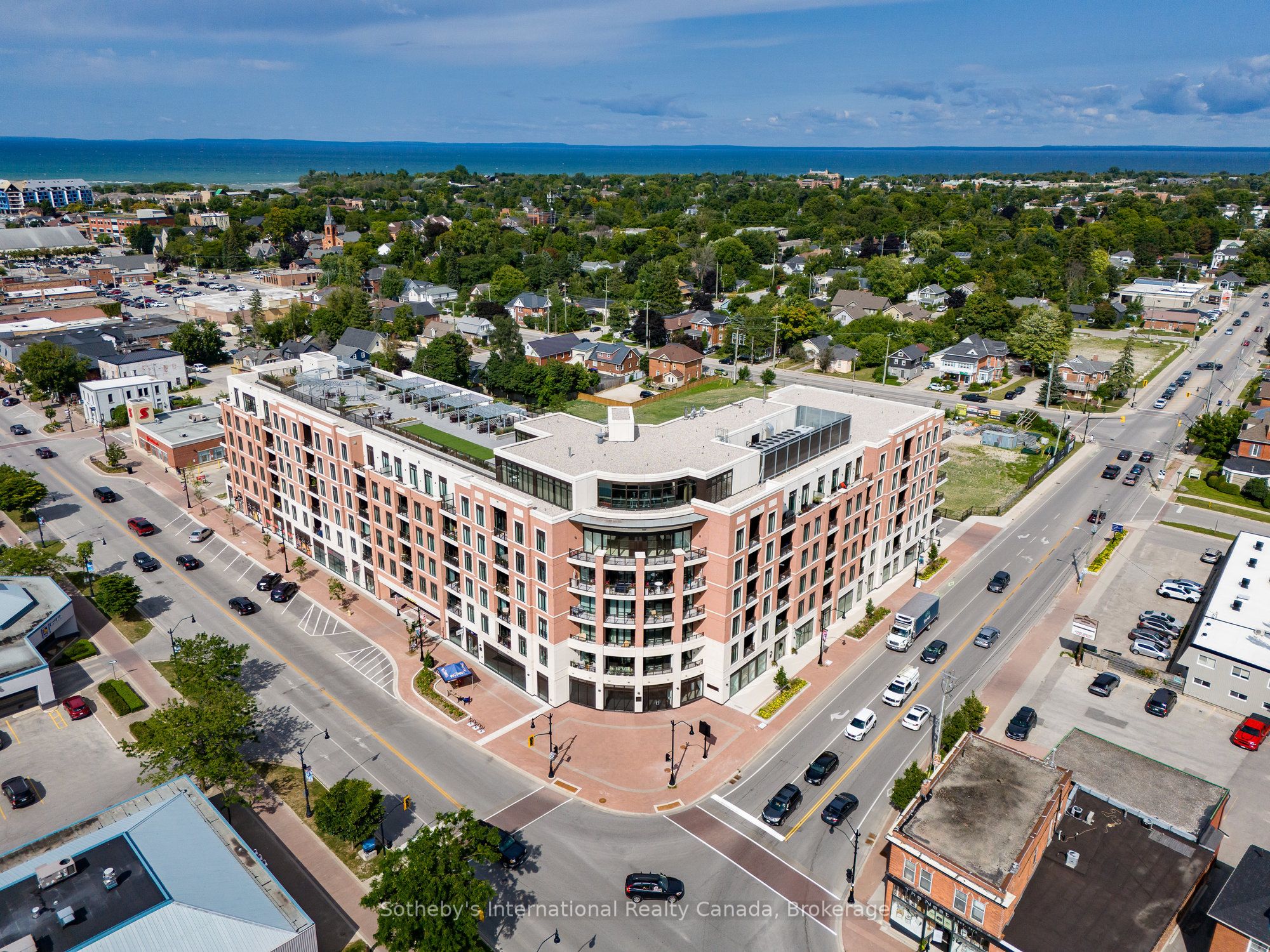 301-1 Hume Street, Collingwood, ON, L9Y 0X3 photo 2