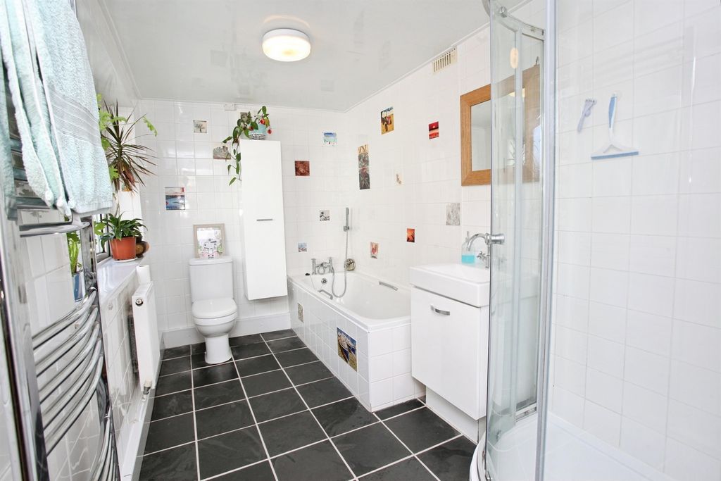Additional image 9 of 3 bed detached house for saleClifton Street, Caerphilly CF83