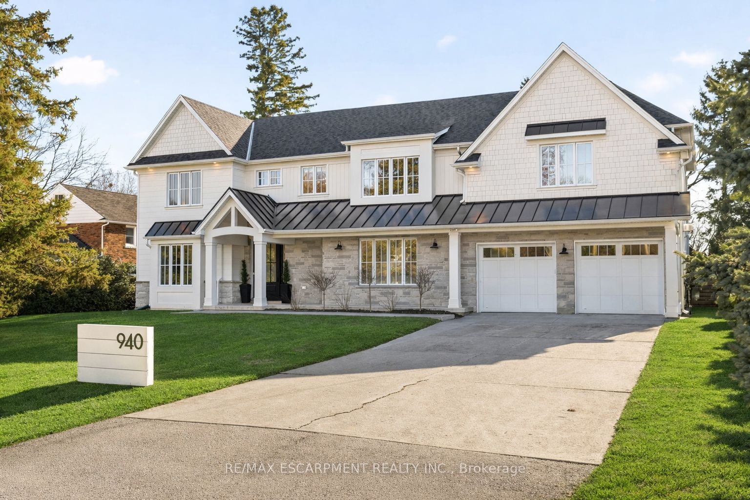 940 Gorton Avenue, Burlington, ON, L7T 1S5