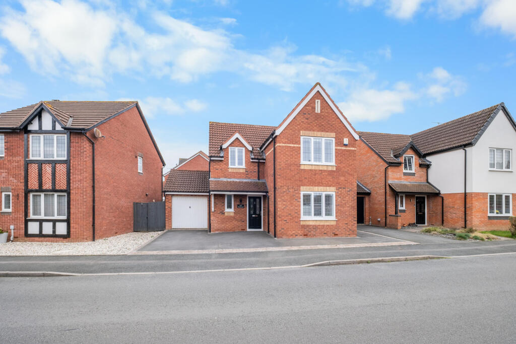 Mountserrat Road, Bromsgrove B60 2RX