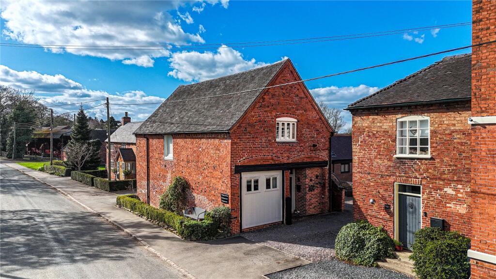 Haunton, Tamworth, Staffordshire, B79