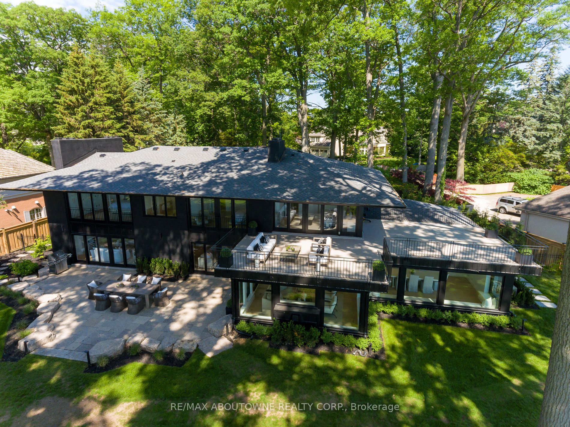 Additional image 3 of 3 Ennisclare Drive E, Oakville, ON, L6J 4N3