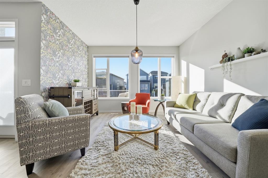 Additional image 5 of 35 Cranbrook Gardens SE, Calgary, AB, T3M 2X5