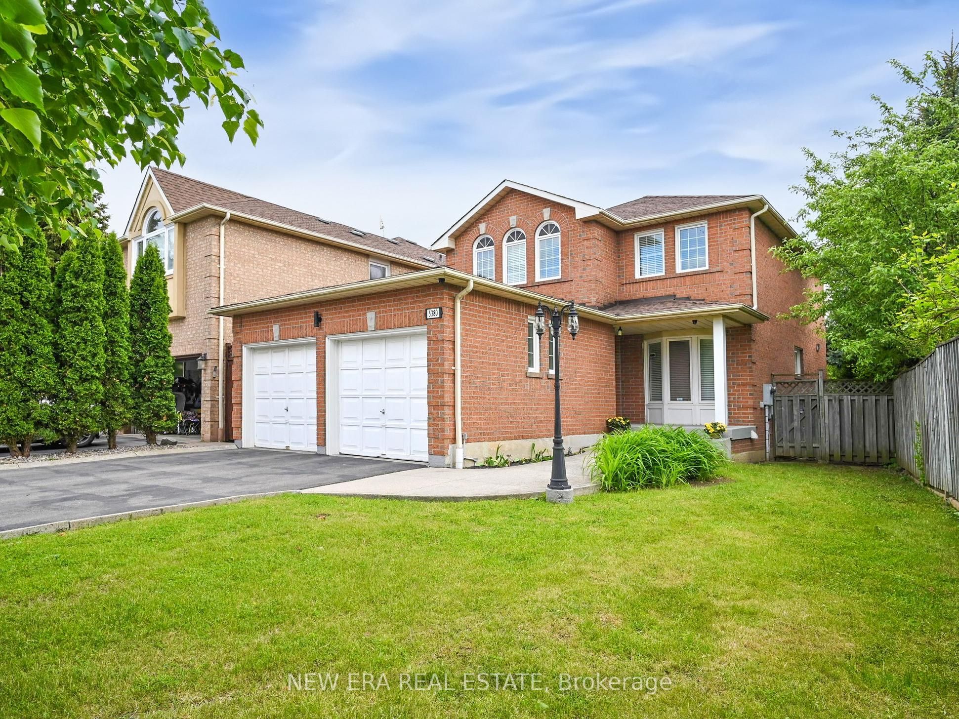 5380 Floral Hill Crescent, Mississauga, ON, L5V 1V3