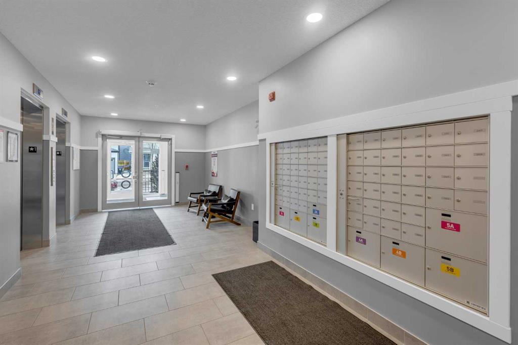 Additional image 6 of 2106-33 Carringham Gate Nw , Calgary, AB, T3P 2H6