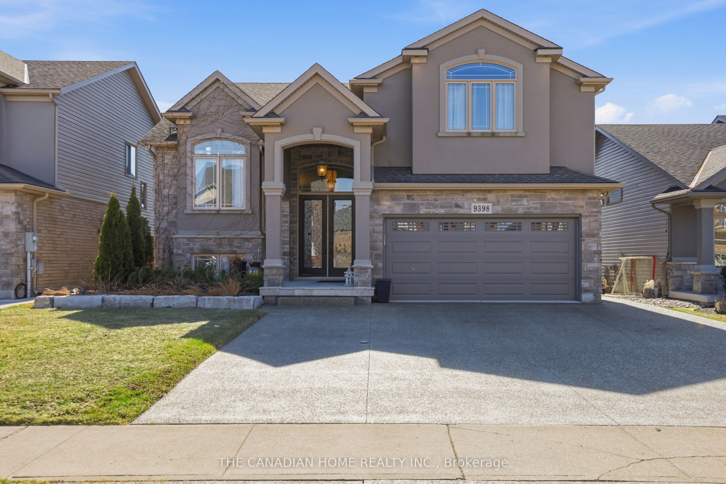 9398 Hendershot Boulevard, Niagara Falls, ON, L2H 0E9