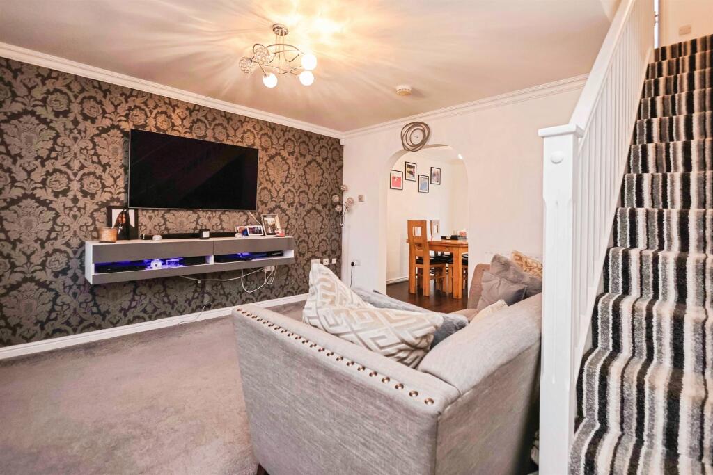 Additional image 11 of Macdonald Close, Tividale, OLDBURY