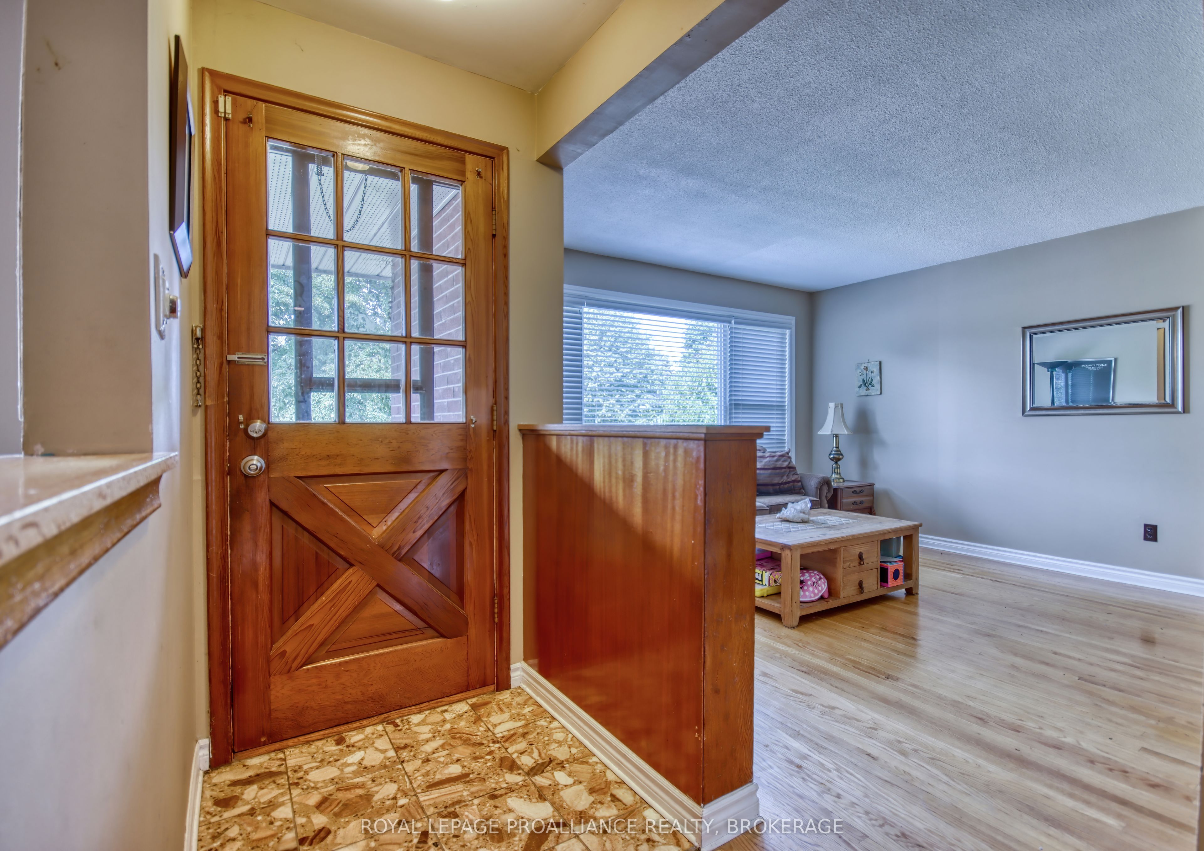 Additional image 6 of 73 Queen Mary Road, Kingston, ON, K7M 2A3