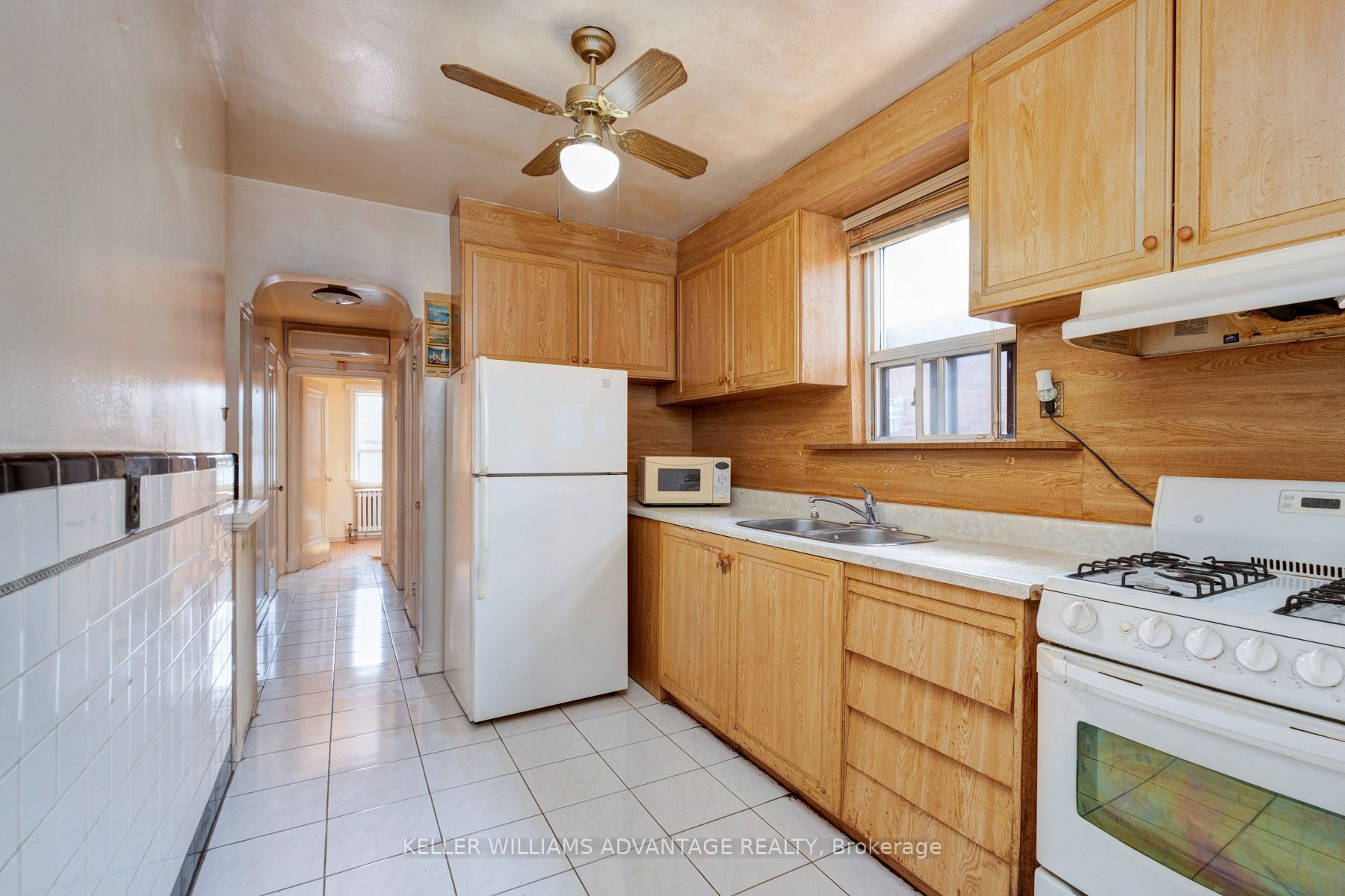 Additional image 5 of 365 Whitmore Avenue, Toronto, ON, M6E 2N5